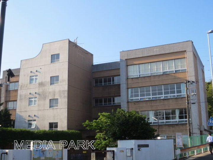 神奈川県川崎市宮前区宮崎5(マンション)の賃貸物件の周辺