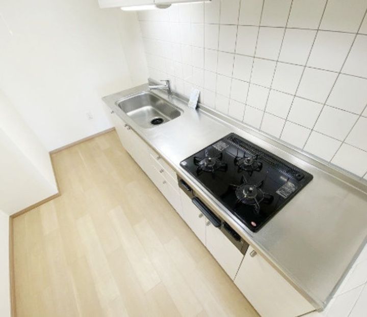 東京都新宿区河田町(マンション)の賃貸物件のキッチン