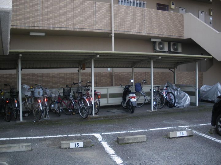 田島ビルの地図