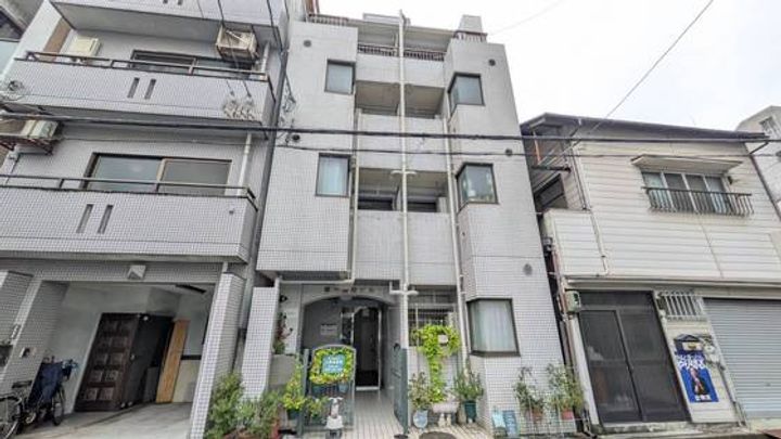 第一浜村ビルの外観