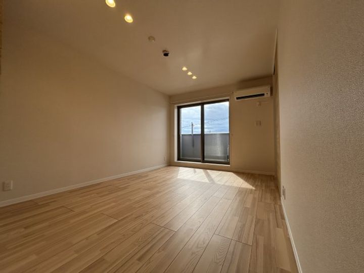 キャステルガーデンの居間