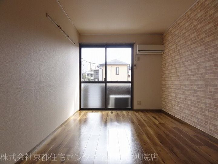 パルティールN棟の居間