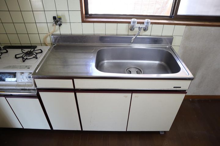 岩崎町2丁目アパートのキッチン