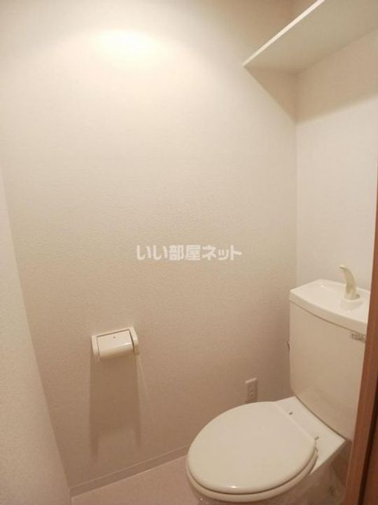 大阪府泉佐野市笠松2の賃貸マンションの内装