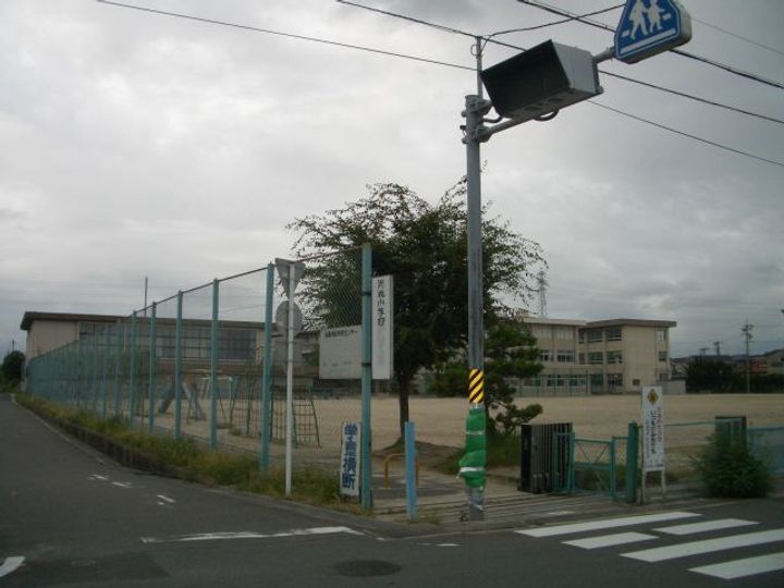 カーザヴィータの周辺
