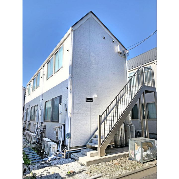 リアナ世田谷アパートメントの外観