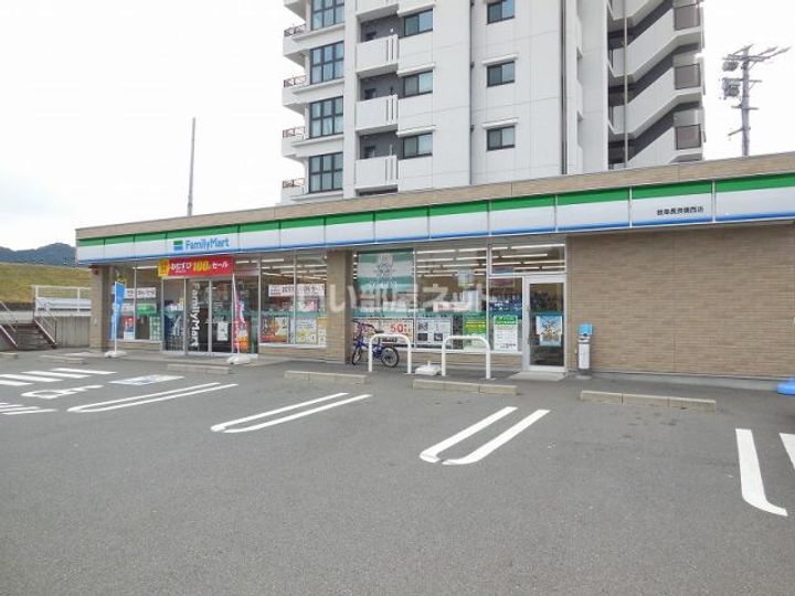 パセール長良の周辺