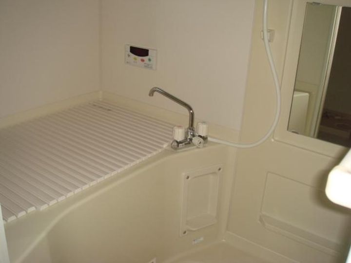 ブォナ・ジョルナータの風呂