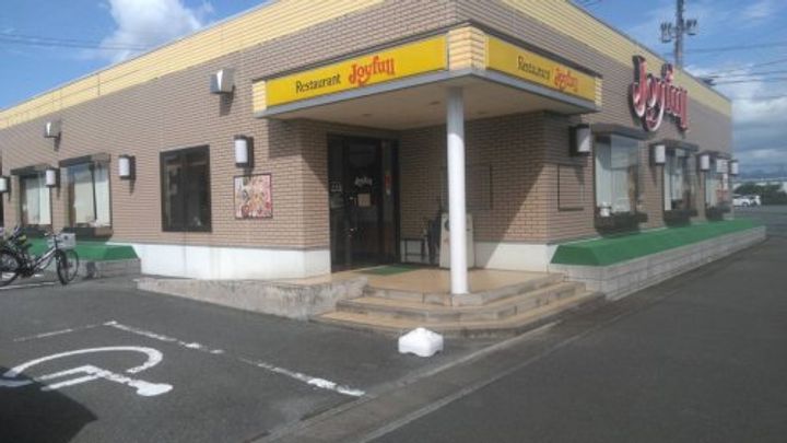 RENATUS CALERO(リナトゥス カレロ)の周辺