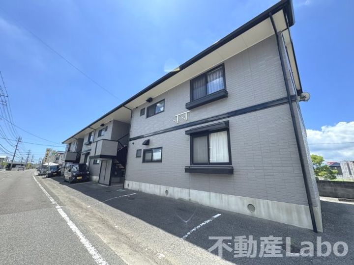 徳島県板野郡藍住町住吉字神蔵(アパート)の賃貸物件の外観