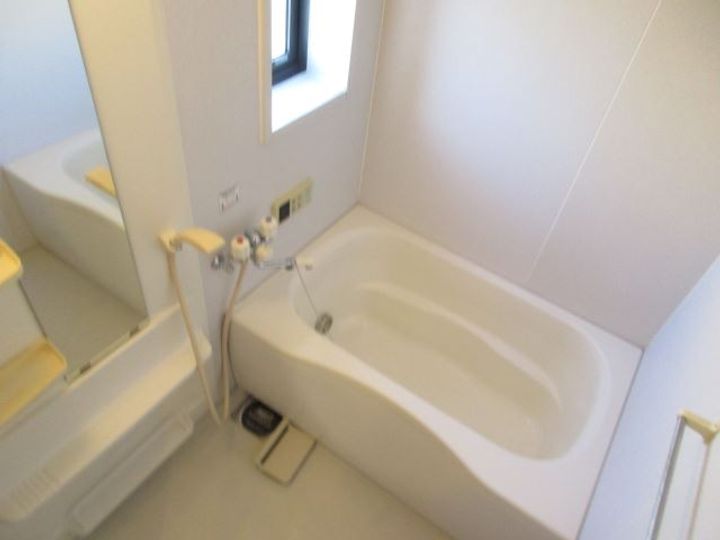 三重県四日市市曙2(一戸建)の賃貸物件の風呂