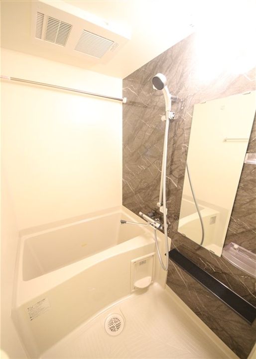 MELDIA CREST TAPP NAMBA-WESTの風呂