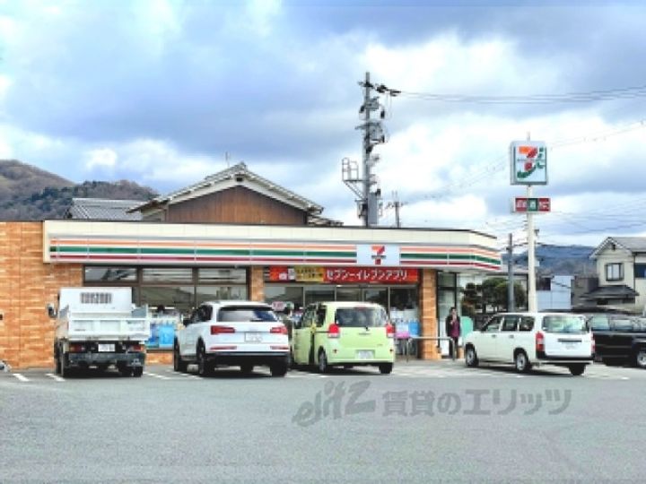 グランド萩ヶ丘1の周辺