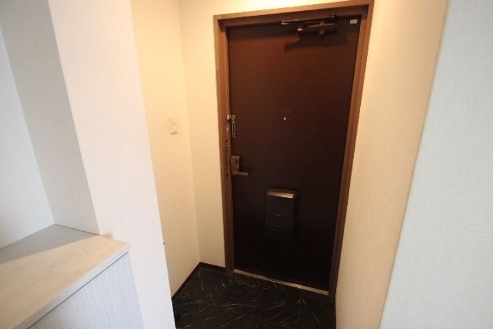 サニーベル住吉の玄関