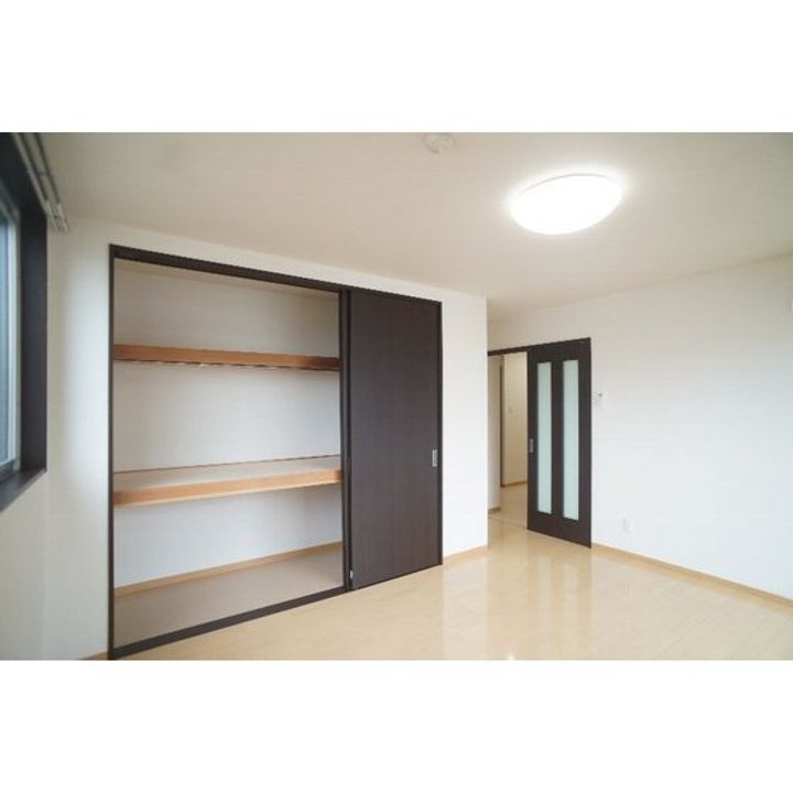 コア・シティあら町の内装