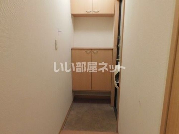 兵庫県加古郡播磨町宮北2(アパート)の賃貸物件の玄関
