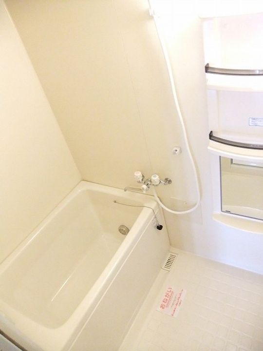 カレント静 Bの風呂