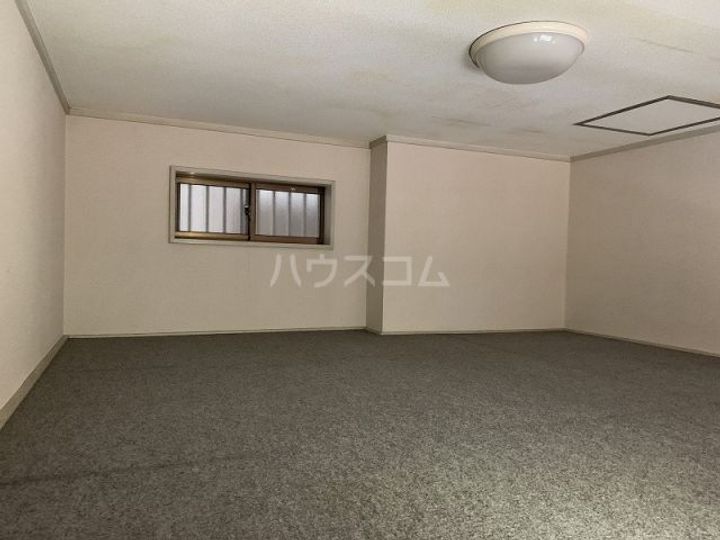 美しの森の内装