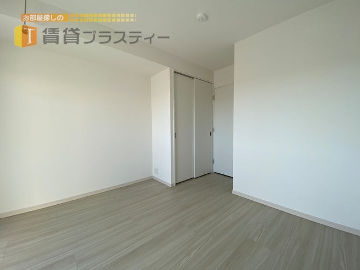 千葉県市川市欠真間2(マンション)の賃貸物件の居間