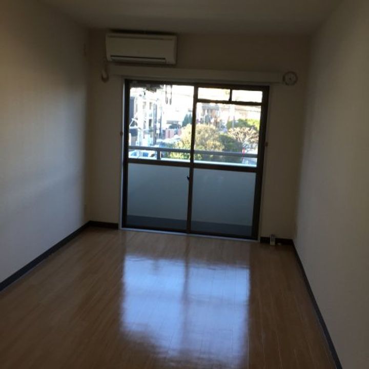 センチュリー小平の居間