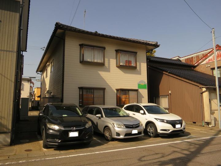 サンハイツ山崎の外観