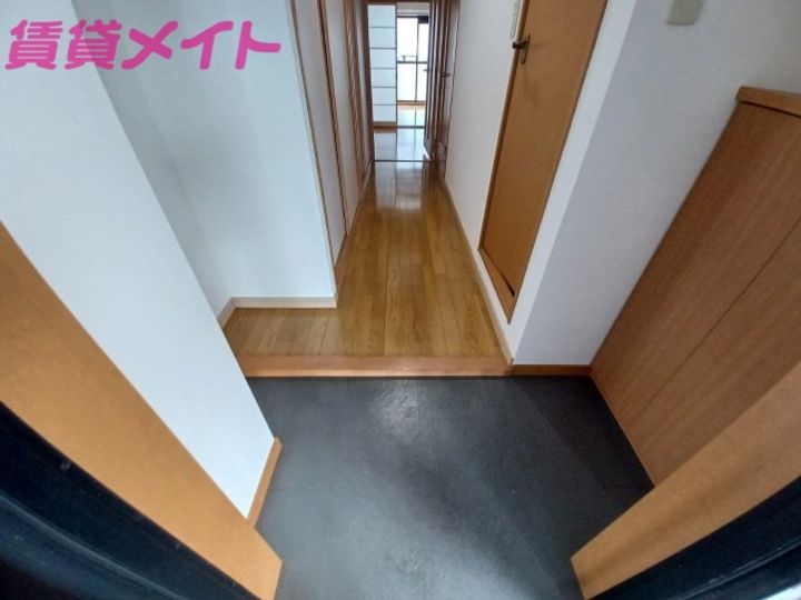 ボナールの玄関