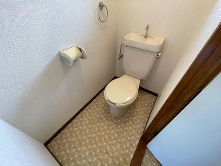 ドラゴーン金原の内装