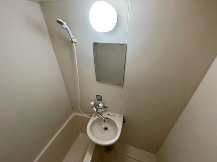 ドラゴーン金原の内装