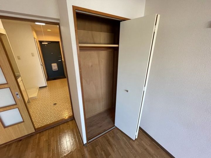 ドラゴーン金原の内装