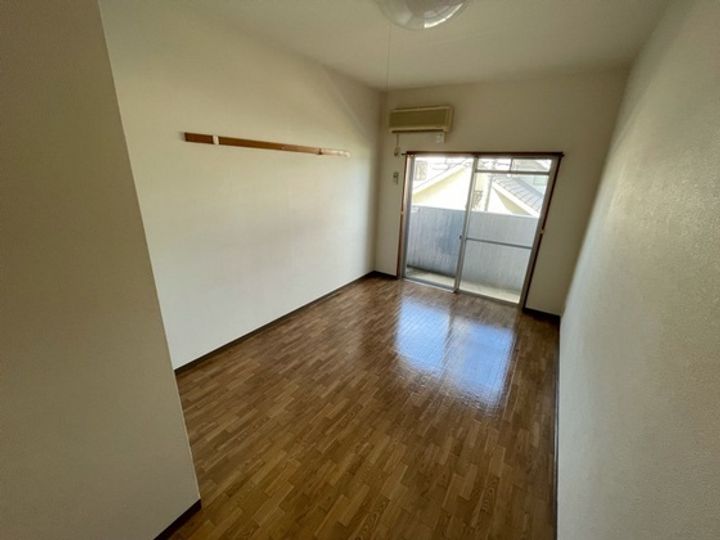 ドラゴーン金原の居間