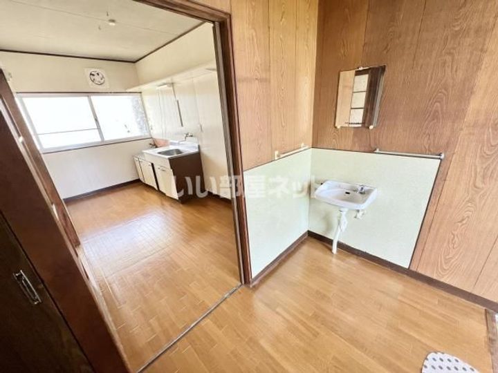 石川アパートの内装