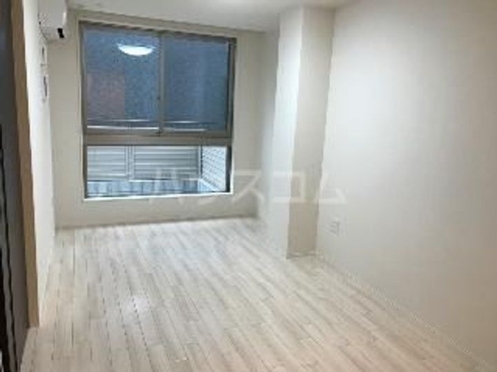 スレッド (日高市上鹿山マンション新築工事)の内装