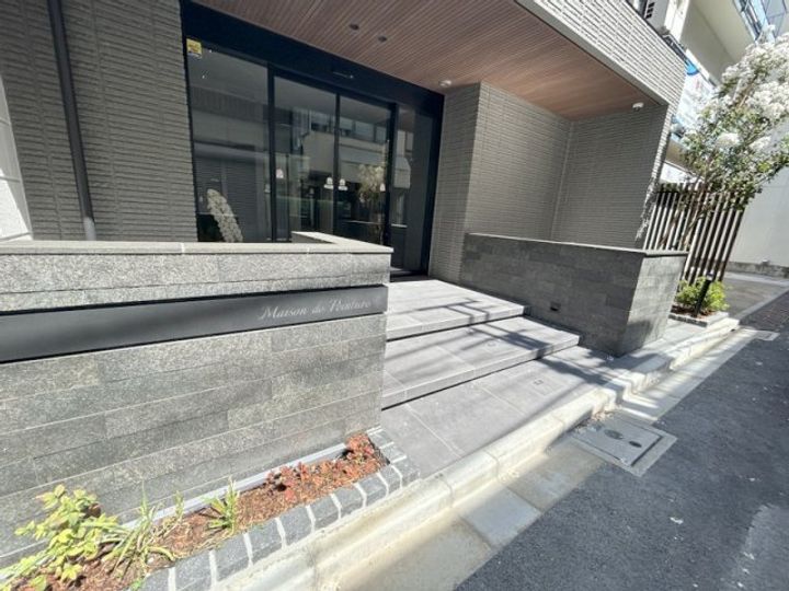 東京都千代田区神田神保町2(マンション)の賃貸物件の地図