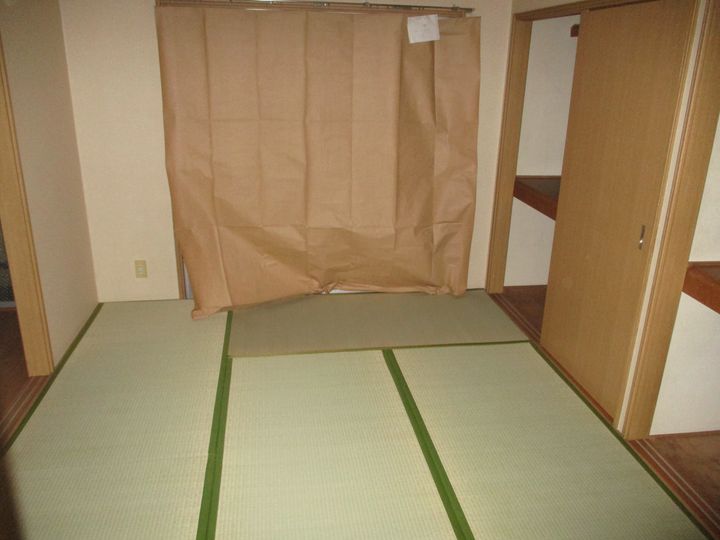 埼玉県戸田市大字新曽(マンション)の賃貸物件の居間