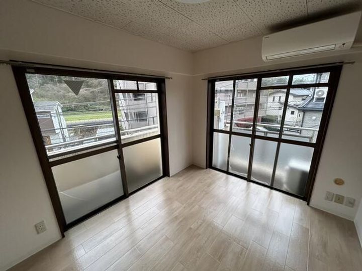 神奈川県横浜市保土ヶ谷区西谷3(マンション)の賃貸物件の居間