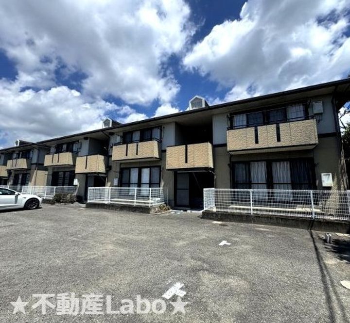 徳島県板野郡藍住町住吉字神蔵(アパート)の賃貸物件の外観