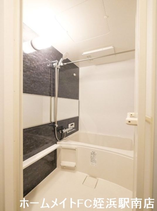 福岡県糸島市前原中央2(マンション)の賃貸物件の風呂