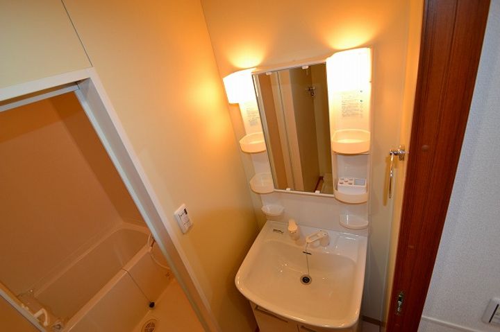 ドルチェ広島駅北口の内装