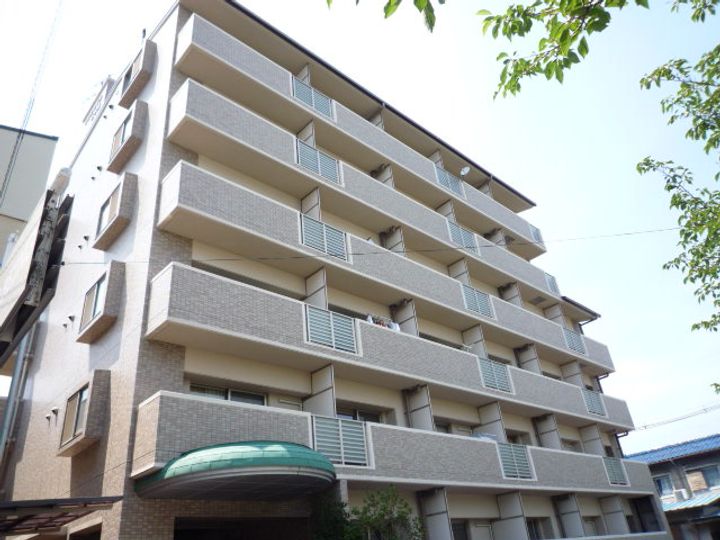 広島県呉市広駅前2(マンション)の賃貸物件の外観