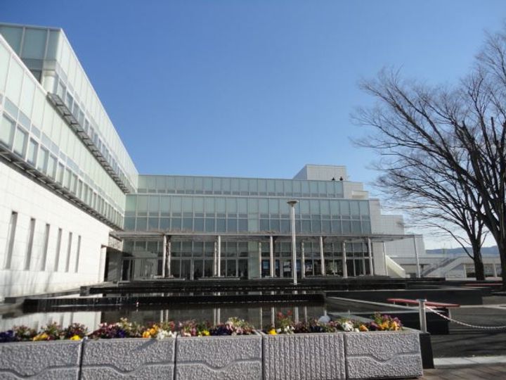 ホワイティクラウズの周辺