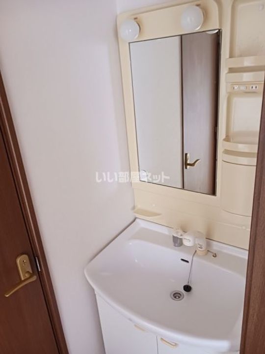 コーポ京町の内装