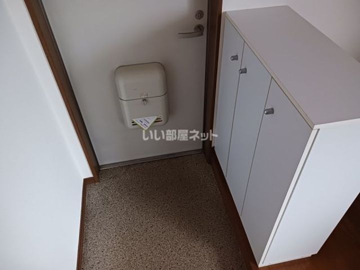 コーポ京町の玄関