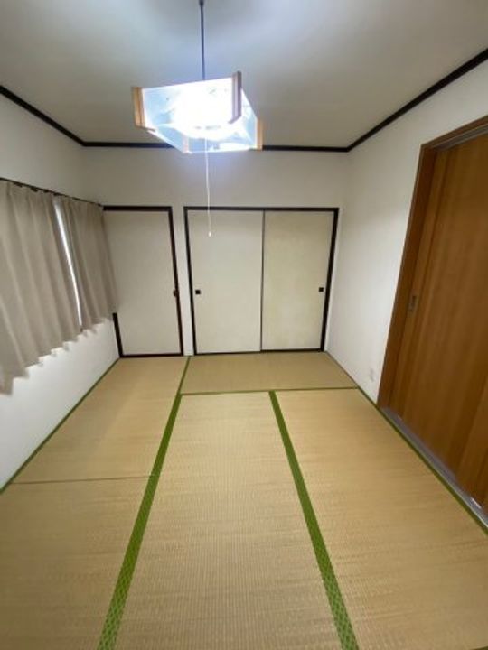 ライブタウン神宮の居間