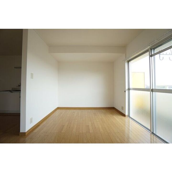 栃木県宇都宮市駒生町(マンション)の賃貸物件の居間