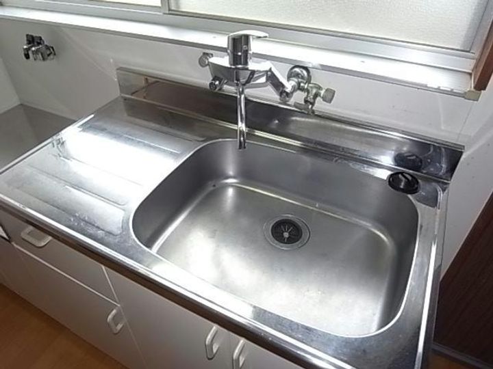 岐阜県羽島市足近町5(一戸建)の賃貸物件のキッチン