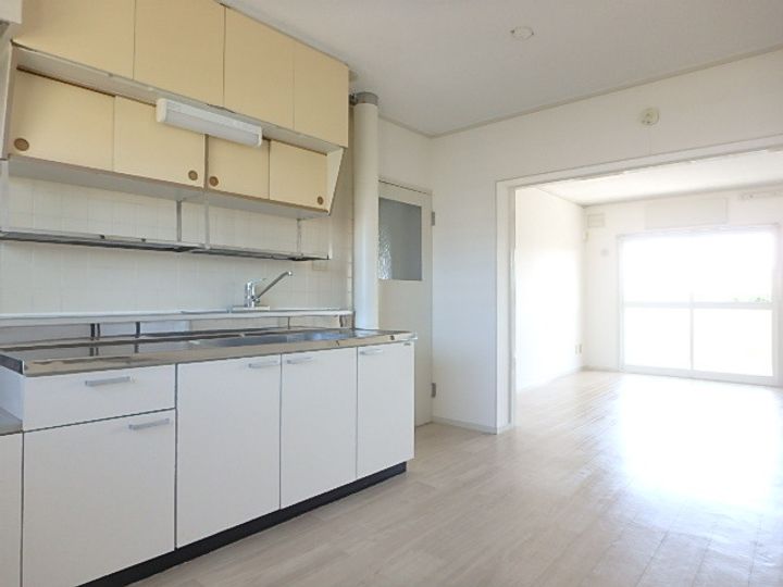 UR花川中央の居間