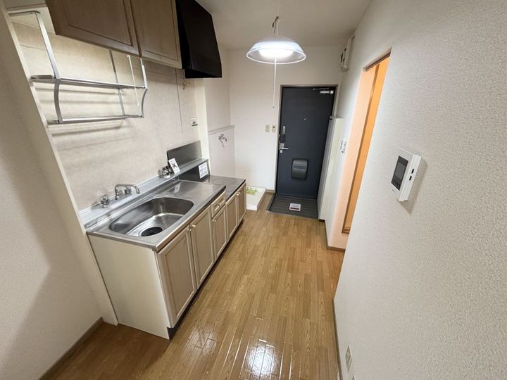 クレールメゾンB棟の居間