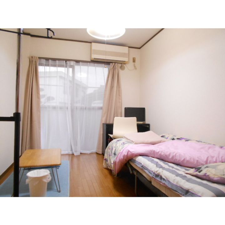 静岡県沼津市根古屋(アパート)の賃貸物件の居間