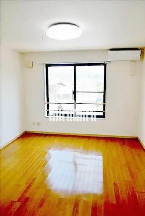 リバーサイドマンション瑞浪の居間