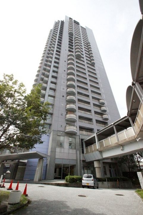 A.CITYタワーズウエストの外観